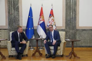 Vučić se sutra u Beogradu sastaje sa specijalnim izaslanikom EU Sorensenom