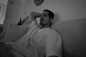 ISTINA JE — SITUACIJA U DUBAIJU JE IZUZETNO OZBILJNA! Poznati Srbin otkrio šta se zapravo događa, a UAE je oborila na stotine iranskih raketa i dronova!