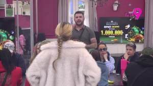 TOTALNI HAOS! Stanija okrenula Aneli protiv Asmina – uvrede zapalile Belu kuću